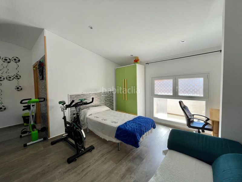 Foto 5ca99998-cd50-45f0-8582-1fe5d00f7538. Casa amb calefacció aparcament a Valdepeñas