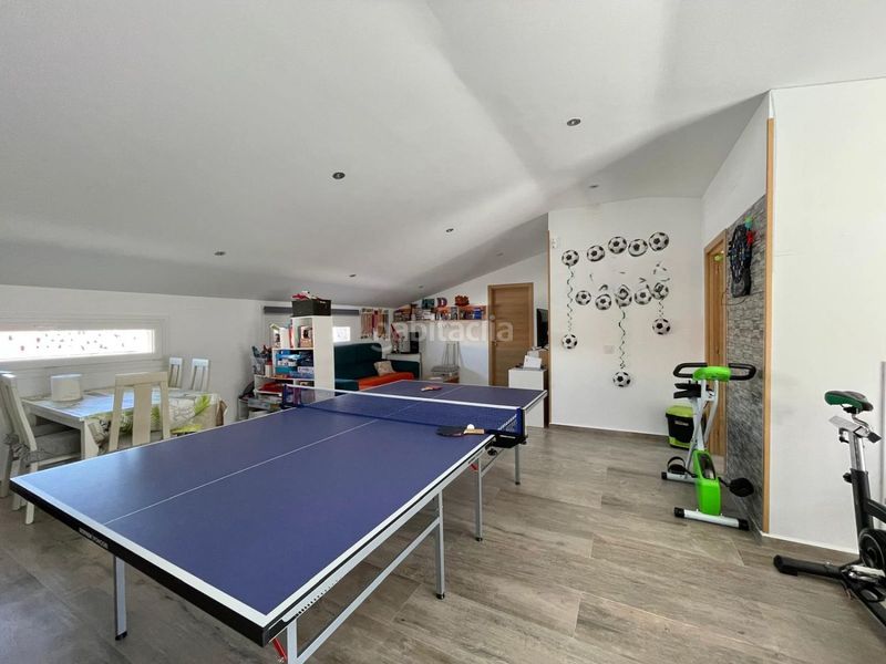 Foto 60d2d8a1-84fc-4b73-87c5-542eb8cab1fe. Casa amb calefacció aparcament a Valdepeñas