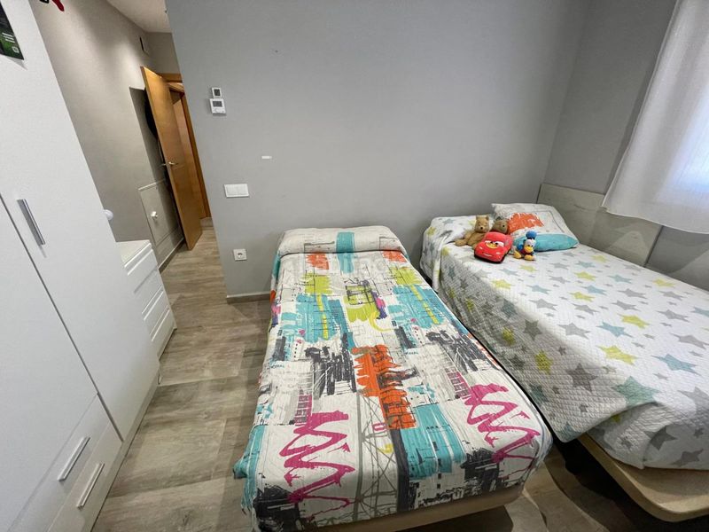 Foto 790a5239-1b4d-4bfa-83a9-2f0afadcf7f3. Casa amb calefacció aparcament a Valdepeñas