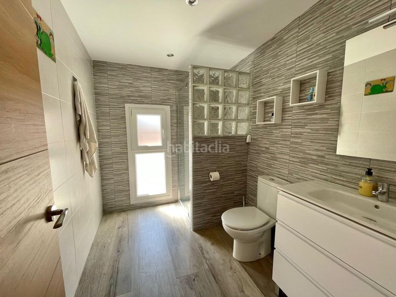 Foto df18efdc-614b-4861-b184-24ad59a1f455. Casa amb calefacció aparcament a Valdepeñas