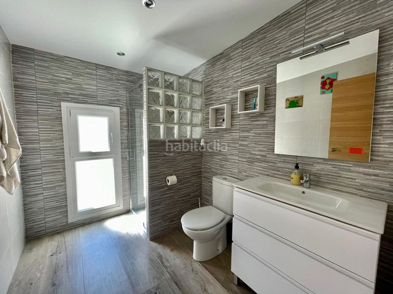 Foto ea8e541b-8318-410a-8042-2983f631a14d. Casa amb calefacció aparcament a Valdepeñas