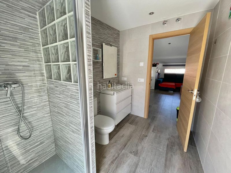 Foto ffc2a175-dfa9-4aed-b723-04d704893662. Casa amb calefacció aparcament a Valdepeñas