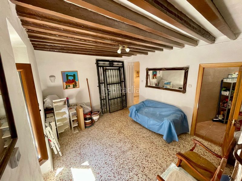 Foto 3f2e8cb3-04b3-4ea4-9fc0-3555fbc8bc4d. Casa amb calefacció a Castellar de Santiago