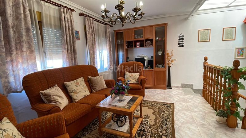 Foto 87bc8255-9785-45be-9e06-9ab204056975. Casa amb calefacció a Castellar de Santiago