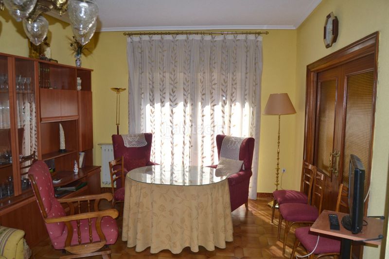 Foto 743d3c68-0e22-4a01-a8fc-5d11724969f6. Casa amb calefacció a Valdepeñas
