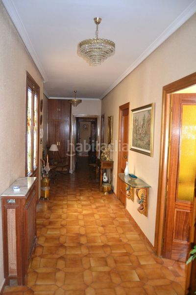 Foto ee56b0e7-0ed2-4b67-bd2f-f42c1a0ccbb0. Casa amb calefacció a Valdepeñas
