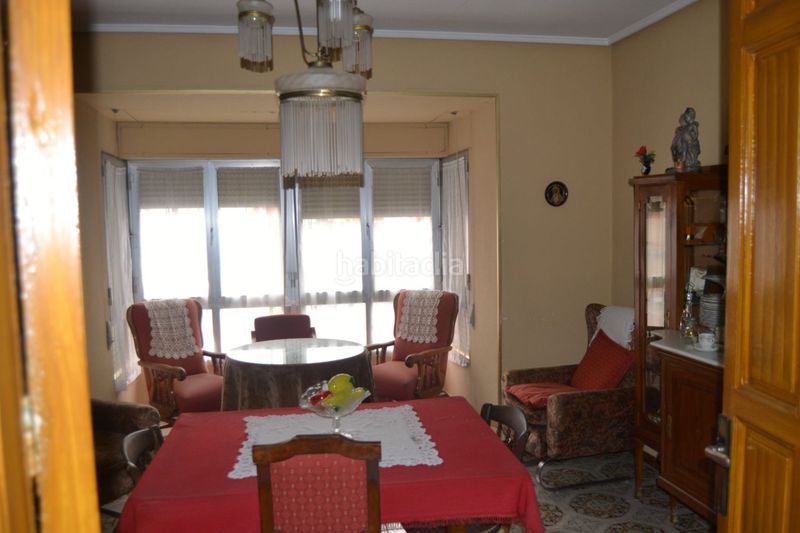 Foto a4b8f25f-6d6f-48ce-830e-b90d69106373. Casa a Valdepeñas
