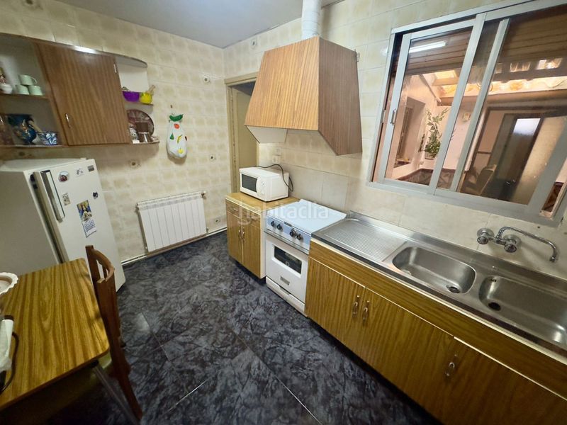 Foto c00b855f-88f0-4099-8afe-fe7104b77c16. Casa amb calefacció a Valdepeñas