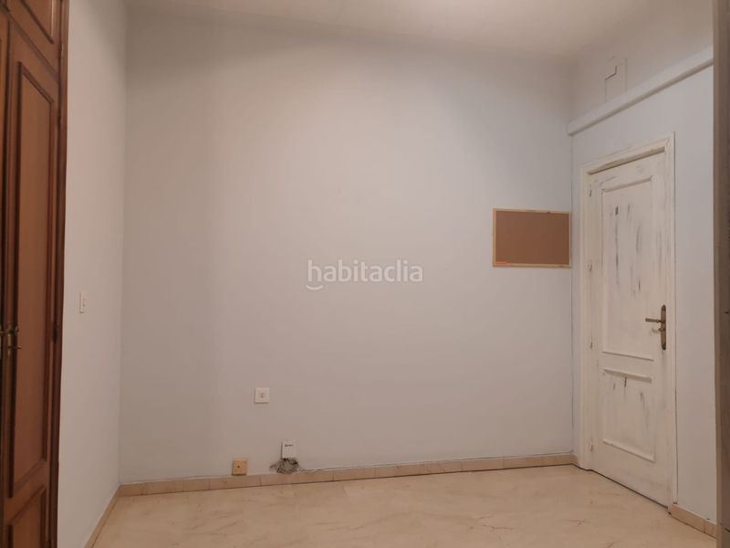 Foto 32ec41d0-483f-4e84-a9b6-e718e25610d0. Local comercial a Valdepeñas