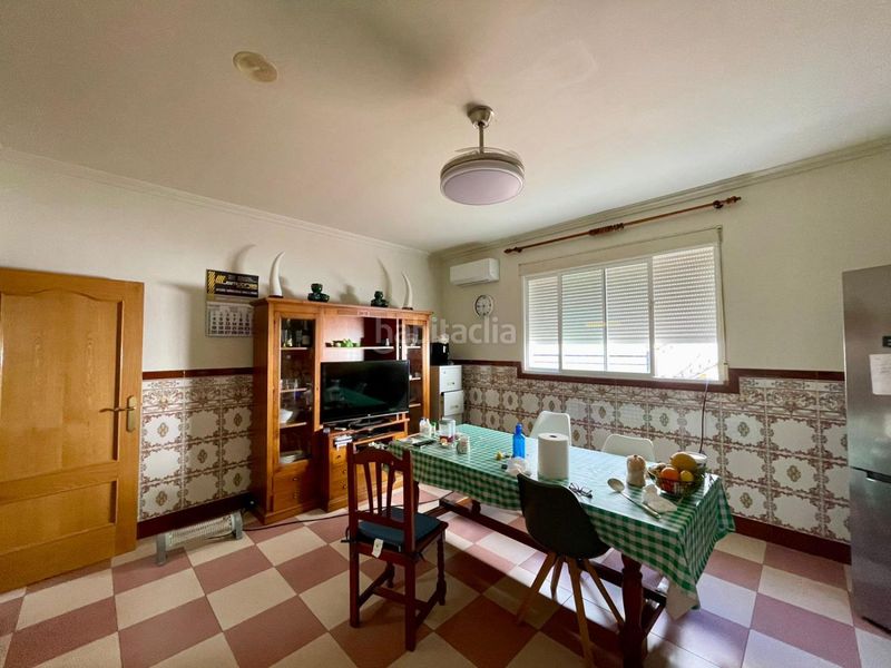Foto cf44c6d4-f4cc-4d1e-8a04-4dc8ab1f5368. Casa amb calefacció aparcament a Valdepeñas