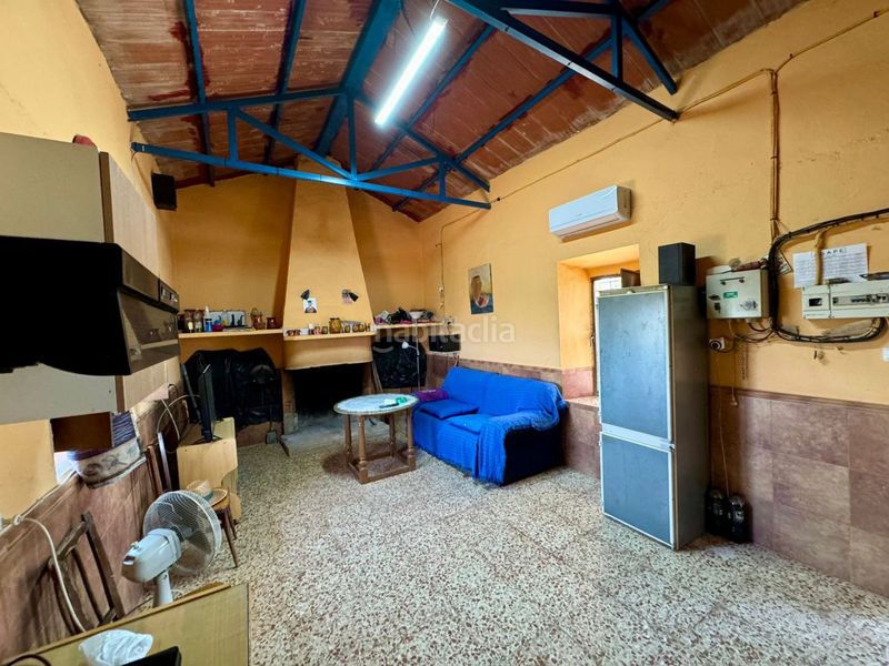 Foto f22b5f7c-0cfb-4ded-a32a-1df6d9c7b05d. Masia a Valdepeñas
