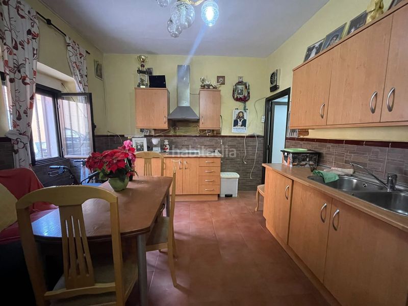 Foto 1dd8e684-6467-4f05-b6fc-7b7db05ac1c7. Casa amb calefacció aparcament a Valdepeñas