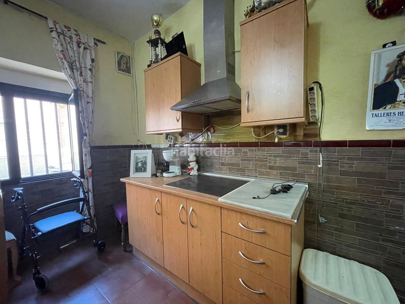 Foto b3cfede6-dbab-4516-82e9-88249eec2951. Casa amb calefacció aparcament a Valdepeñas