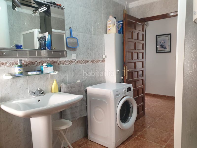 Foto 1a809435-d91a-47c0-9f6f-e2186e335530. Casa amb calefacció aparcament a Valdepeñas
