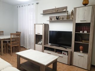Casa a Valdepeñas. Casa en venta en centro, 4 dormitorios.
