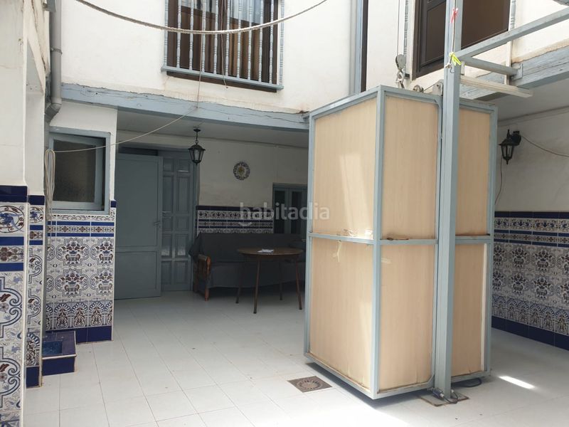Foto 40a1a018-73a4-40c0-807e-2d71a6cb3a4a. Casa amb calefacció aparcament a Valdepeñas