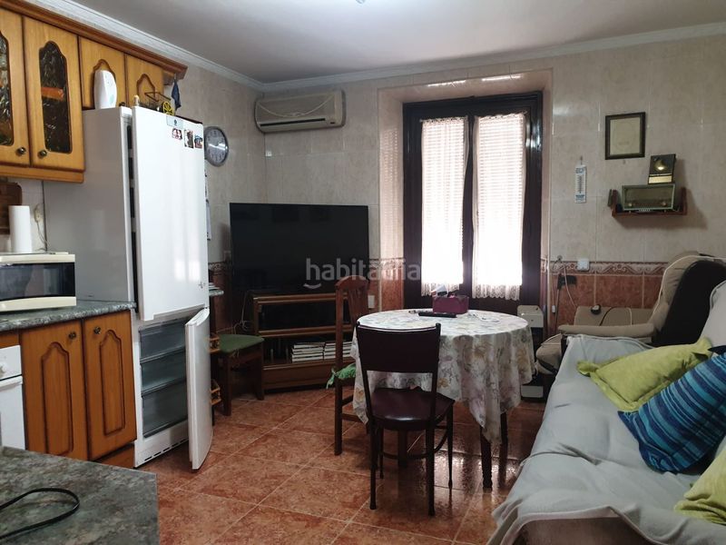 Foto b675b0a7-a40d-46b2-8be1-9925c1f0713e. Casa amb calefacció aparcament a Valdepeñas