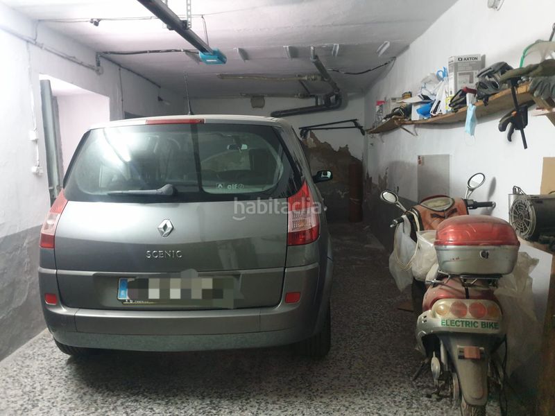 Foto db6ba897-ffc2-41d2-a578-62a264447a54. Casa amb calefacció aparcament a Valdepeñas
