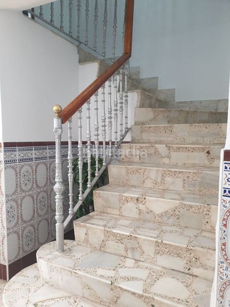 Foto ee85ec55-732d-49f4-b028-f44a37871cbc. Casa amb calefacció aparcament a Valdepeñas