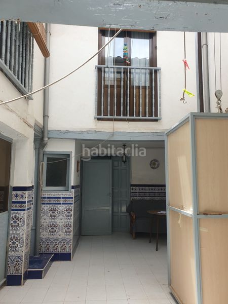 Foto ffb259a0-5056-492b-a367-b8bfa8482aea. Casa amb calefacció aparcament a Valdepeñas
