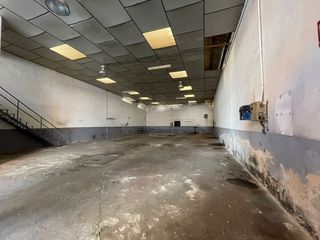 Fabrikhalle in Valdepeñas. Nave industrial en venta en san marcos, 1 dormitorio.