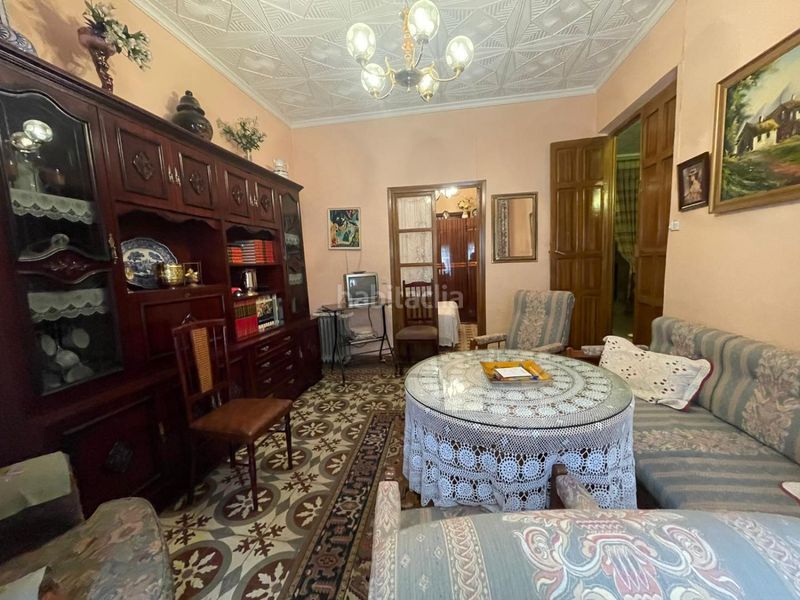 Foto 0a7ba176-84a8-4630-8832-d9bc1206574b. Casa amb calefacció aparcament a Valdepeñas