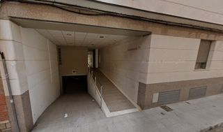 Lloguer Aparcament cotxe a Valdepeñas. Garaje en alquiler en centro.