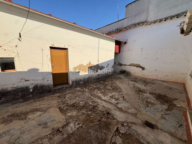 Foto abbb4e7e-5bcd-41c8-9989-c0963dd2efd3. Casa a Valdepeñas
