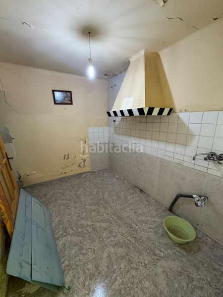Foto b989ba49-e87d-4d49-ad4d-ccc0ab232103. Casa a Valdepeñas