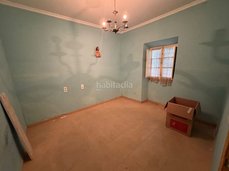 Foto c2671c77-0b25-4032-bff3-8d27227a9cfb. Casa a Valdepeñas