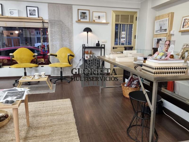 Foto ef553198-1dc6-44b8-8b9a-12a861ad2b90. Local comercial a Zona de Plaza de Barcelos Pontevedra