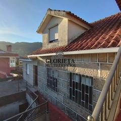 Maison à Valadares - Beade. Atención, casa familiar de 2 viviendas independientes en vincios