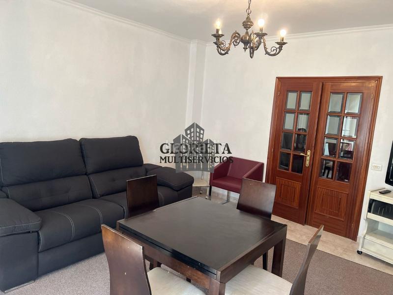 Foto b0b308ce-cb44-4389-b2b2-df73dc681fd6. Appartamento con riscaldamento in Cuntis