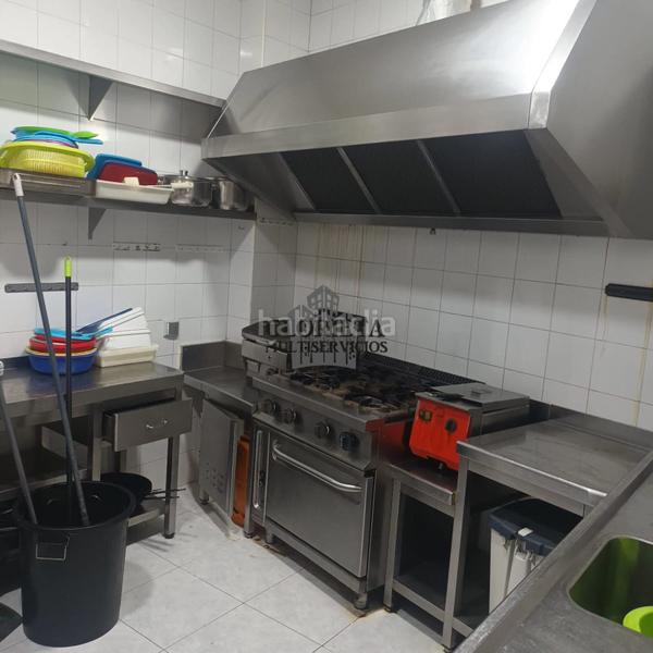 Foto 70490b3b-3abf-4750-9d5f-28071469104b. Local comercial  en venta en Marín
