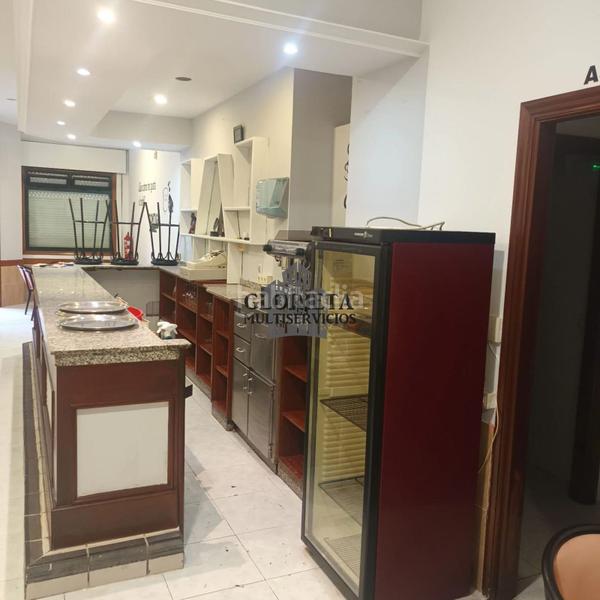 Foto fe04ca64-14c9-4221-a8d8-c174aa0ffe1a. Local comercial  en venta en Marín