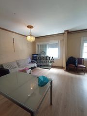 Appartamento in A Salgueira - O Castaño. Piso en venta en zona plaza españa