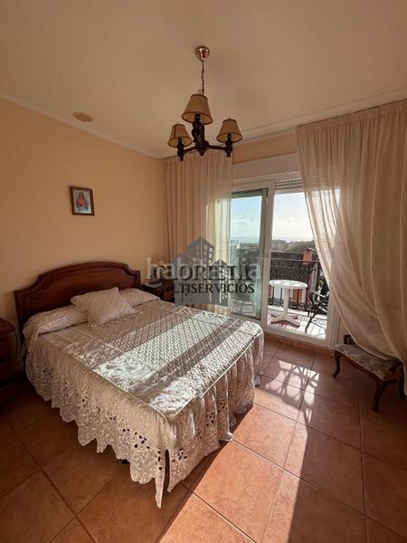 Foto 5e01231e-2a6d-41a6-9d7d-8ff0a27fc492. Chalet increible chalet adosado en Sanxenxo pueblo Sanxenxo