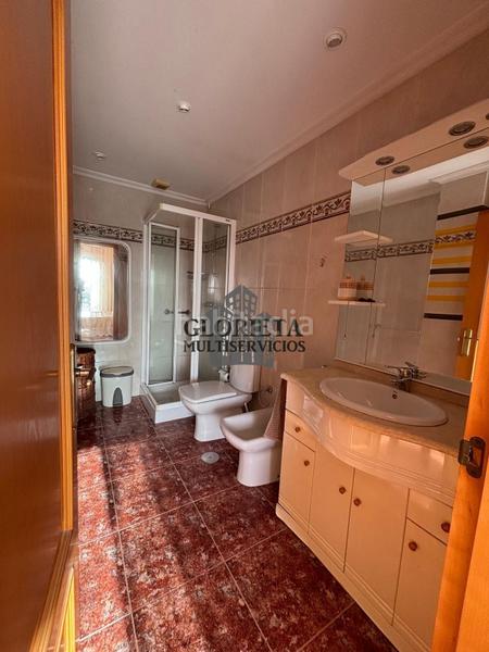 Foto 910cd43a-1c0f-451d-81e7-b573b8d267c3. Chalet increible chalet adosado en Sanxenxo pueblo Sanxenxo