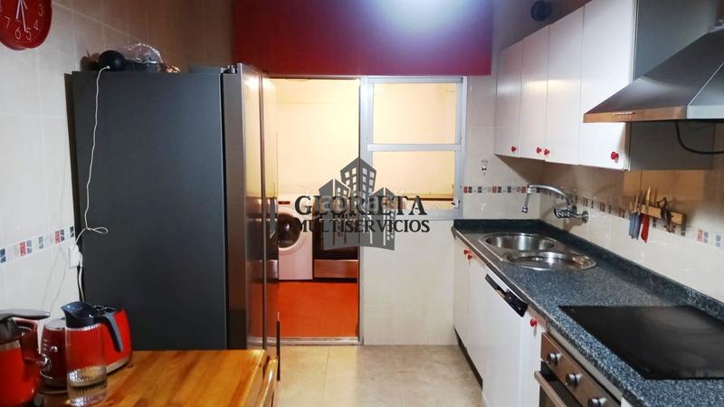 Foto 727233a7-eb09-4a64-9261-cdb6d7b56757. Pis amb calefacció a Poio