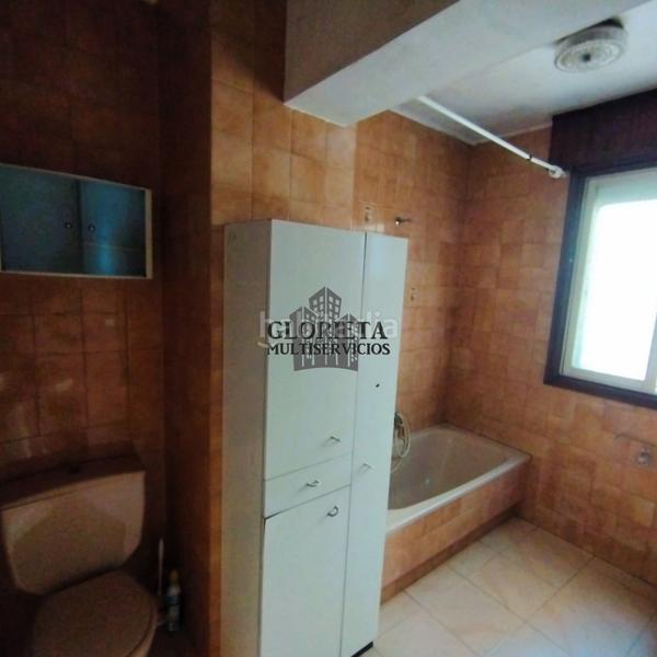 Foto 99ed1d4e-572b-4e2e-9439-2ea2d3860ce1. Appartement avec chauffage dans Berbés - Peritos Vigo