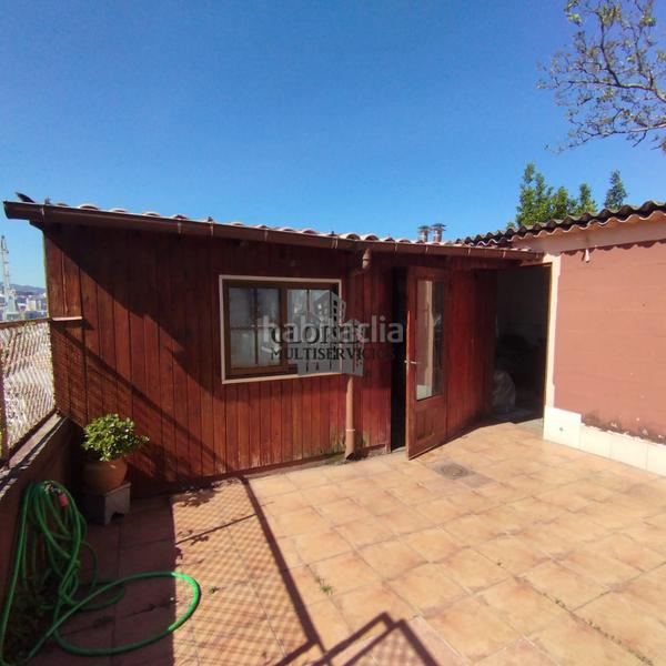 Foto b92a80b5-07c8-4609-8908-b885504bcf33. Casa adosada  en venta en Teis en Teis Vigo