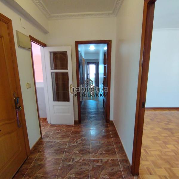 Foto a2be9558-0730-49bd-a988-4628ec548abb. Lloguer pis amb calefacció aparcament a Fátima Vigo