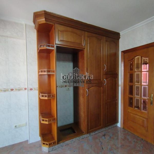 Foto fa74bb47-e0af-4c19-81bc-67833479d496. Lloguer pis amb calefacció aparcament a Fátima Vigo