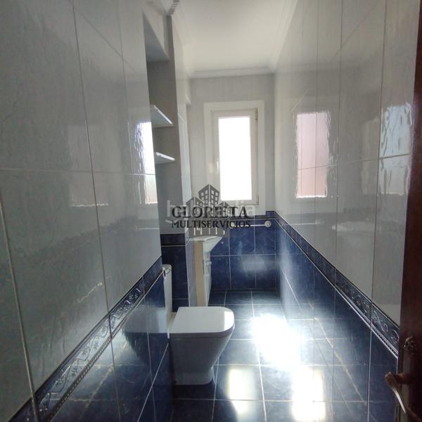 Foto 218f58b7-4636-497f-9edd-89c4d5c85e83. Rent flat with heating parking in Fátima Vigo