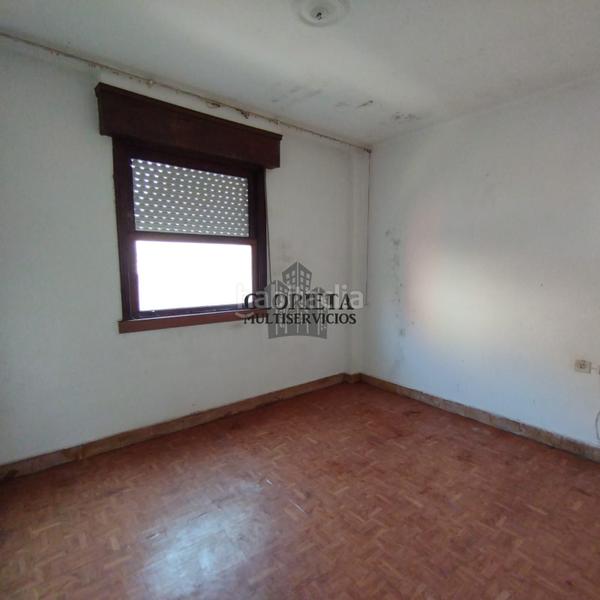 Foto 2c5a08d8-db9f-47f3-a3e8-843eba8a3fcb. Edificio  en venta en fátima en travesía de Vigo - san xoán Vigo