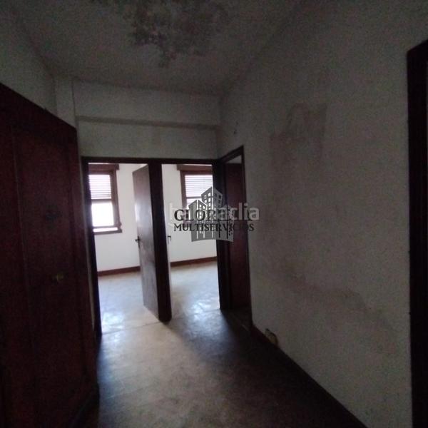 Foto 2d89edb3-dae2-4b49-aeff-f07c2417ee14. Edificio  en venta en fátima en travesía de Vigo - san xoán Vigo