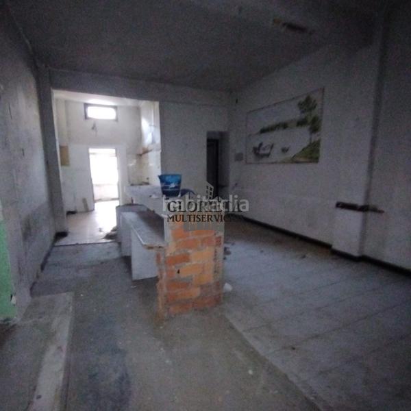 Foto 85fdba7c-f71f-4c14-b279-56b8e44fbd96. Edificio  en venta en fátima en travesía de Vigo - san xoán Vigo