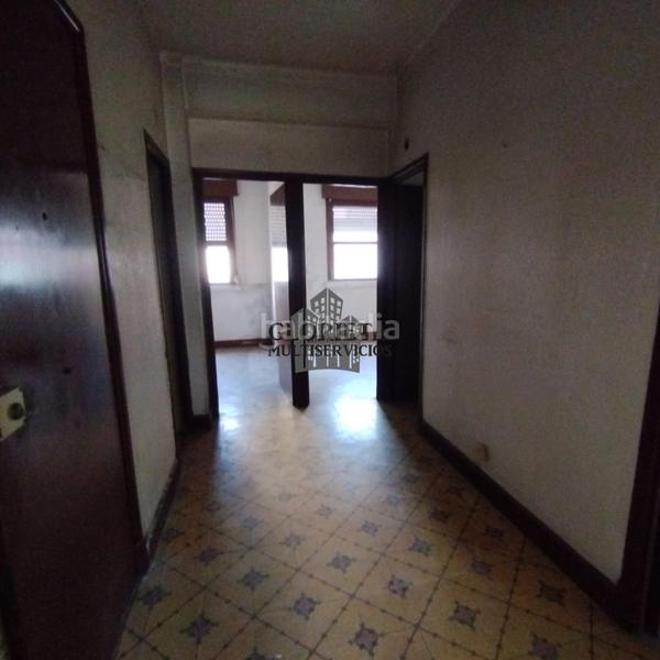 Foto b09bfa46-7b5f-47fe-9c8e-e2b5f20442d5. Edificio  en venta en fátima en travesía de Vigo - san xoán Vigo