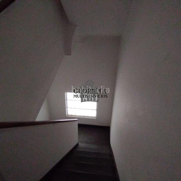 Foto b450d5cb-b142-42fa-a753-da2fc97fb973. Edificio  en venta en fátima en travesía de Vigo - san xoán Vigo