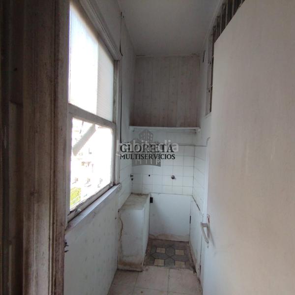 Foto c58226f3-bdc9-4eee-ba95-e91bf97f19ec. Edificio  en venta en fátima en travesía de Vigo - san xoán Vigo